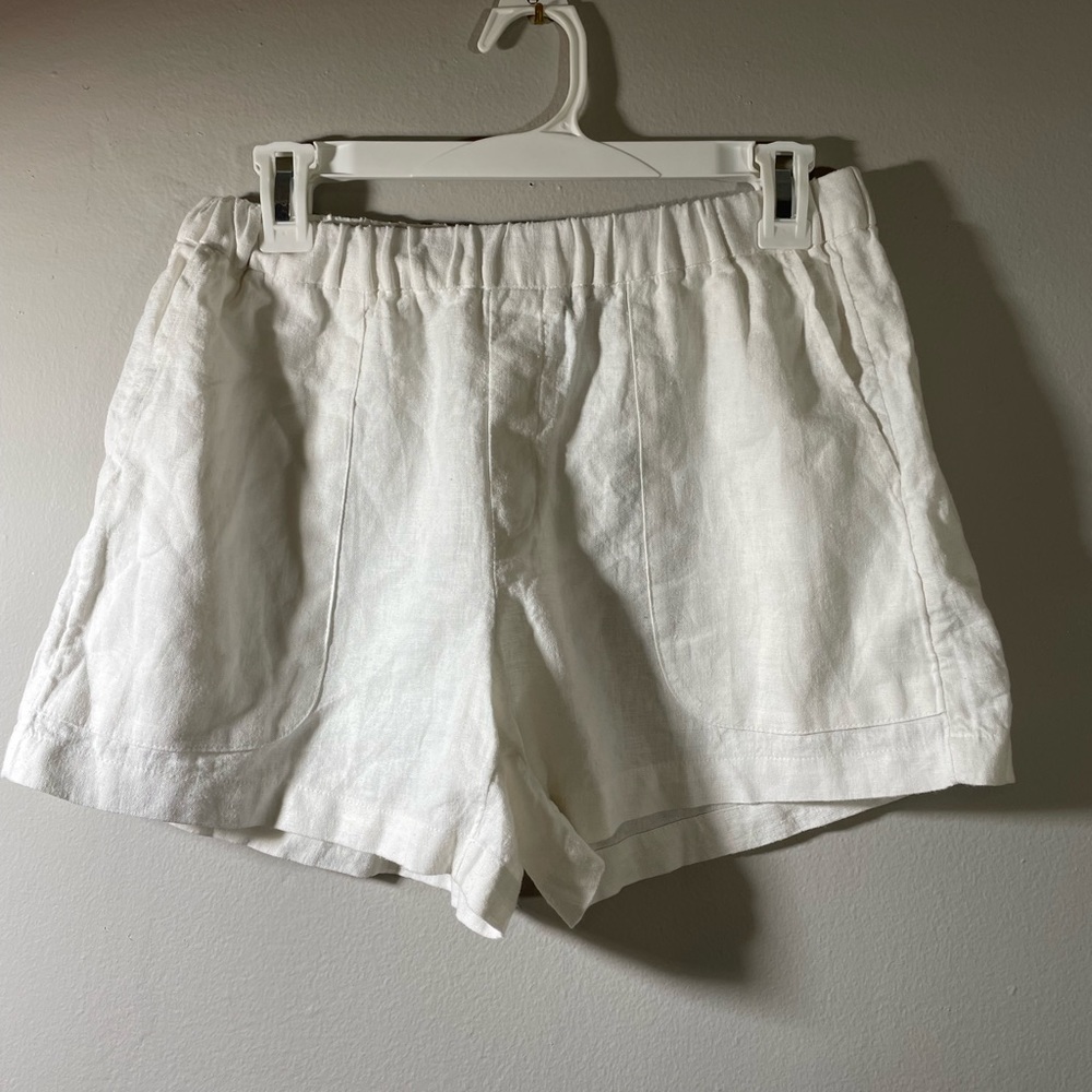 Banana republic white shorts